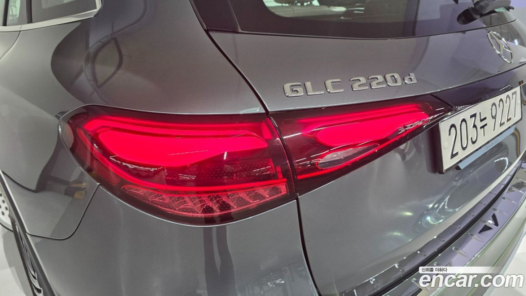 Mercedes-Benz GLC-Class GLC220 d 4MATIC, 2023