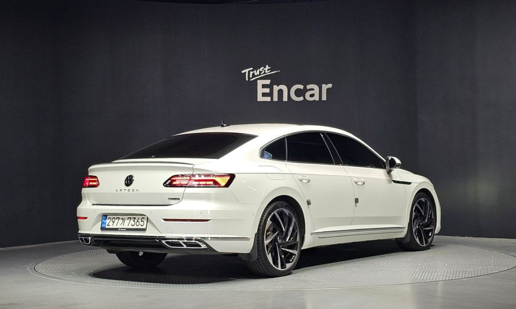 Volkswagen Arteon 2.0 TDI R-LIINE 4Motion, 2023