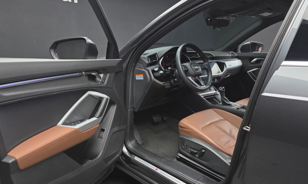 Audi Q3 35 TDI Quattro Premium, 2022
