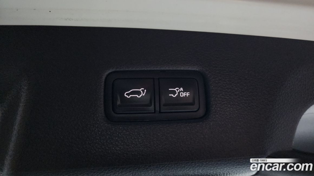 Kia Carnival 9-Seater Signature, 2023