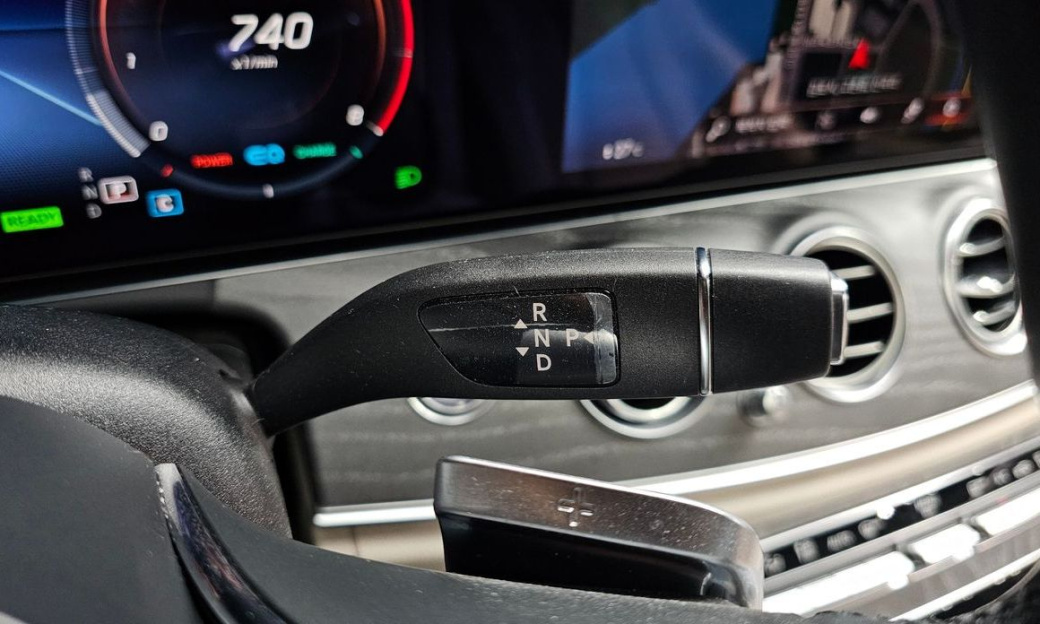 Mercedes-Benz E-Class E350 4MATIC Avantgarde, 2022