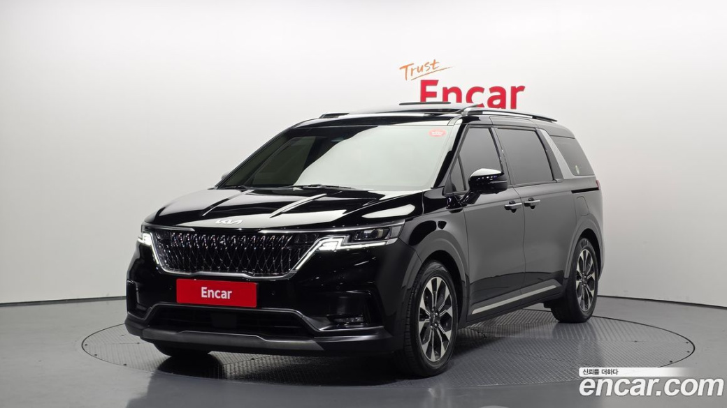 Kia Carnival 9-Seater Signature, 2023