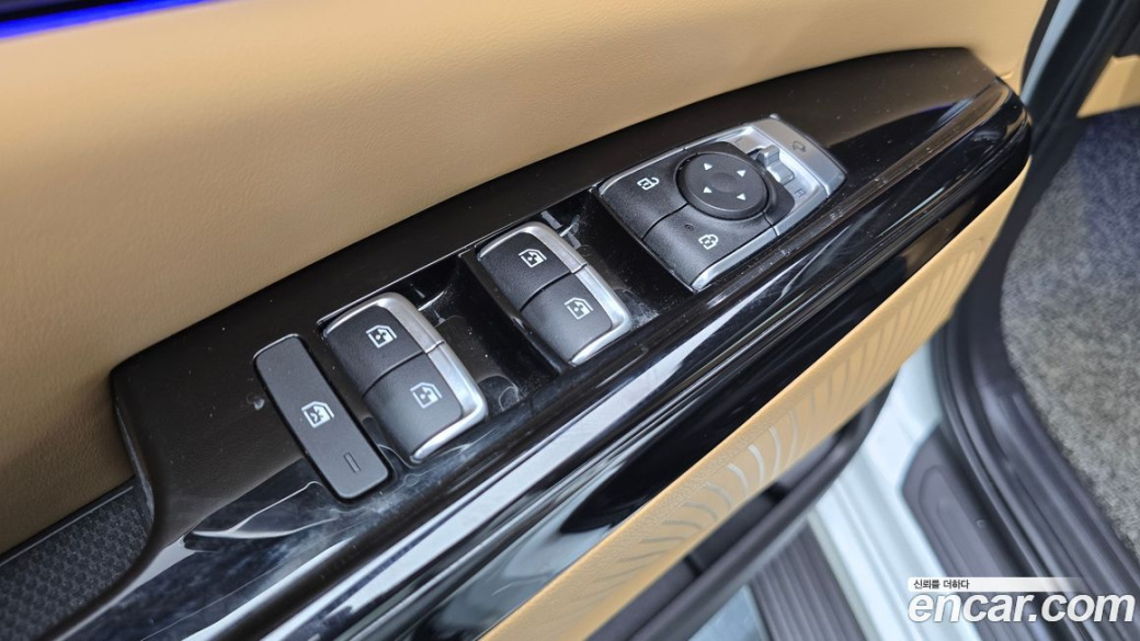 Kia Carnival 7-Seater Noblesse, 2023