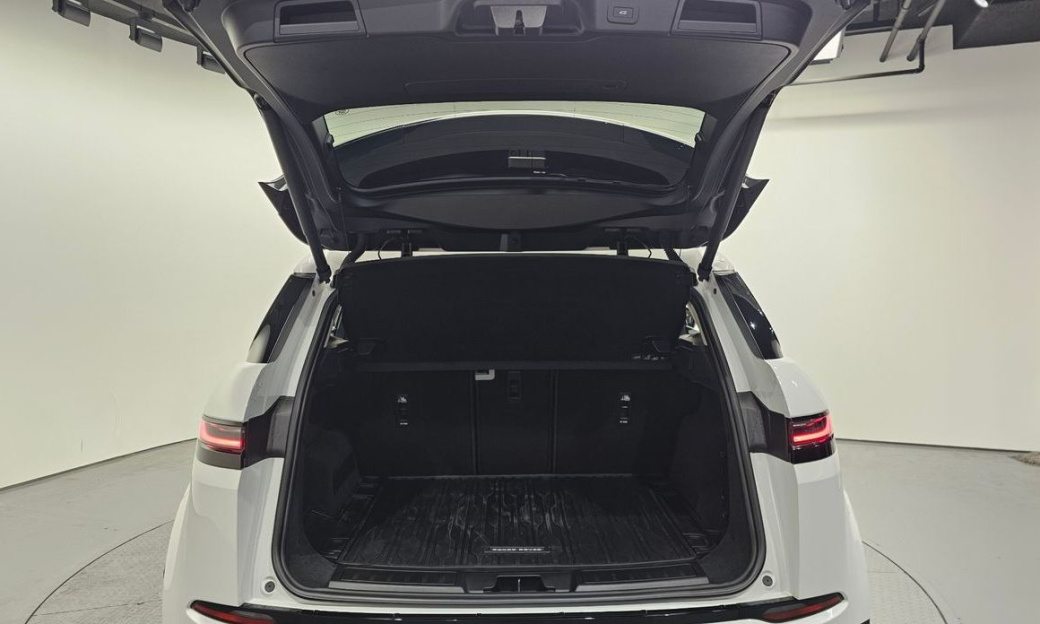Land Rover Range Rover Evoque P250 S, 2025