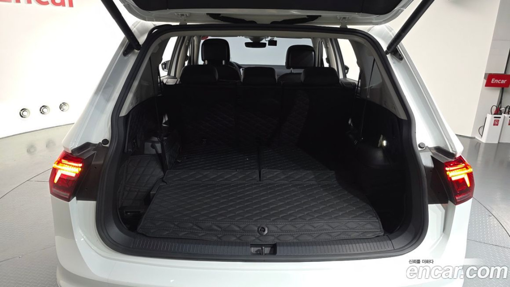 Volkswagen Tiguan 2.0 TSI Prestige, 2022