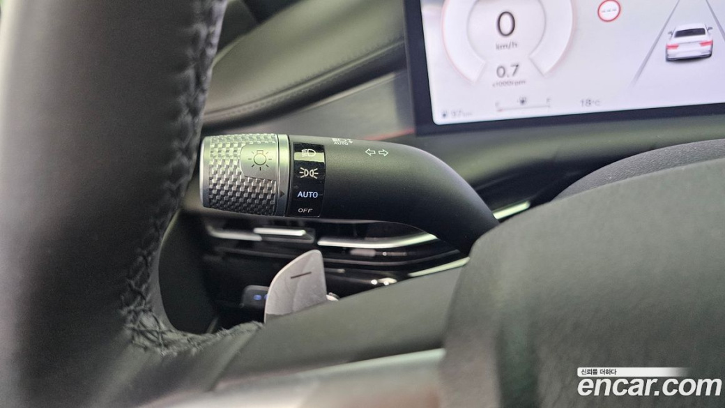 Genesis G80 Gasoline 2.5 Turbo AWD, 2025