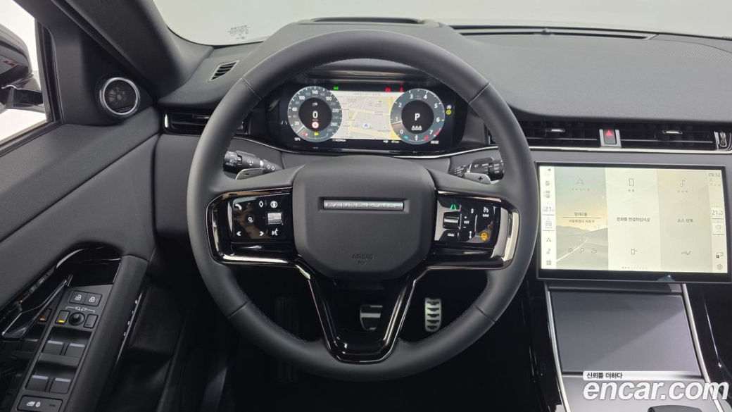Land Rover Range Rover Evoque P250 Dynamic SE, 2025