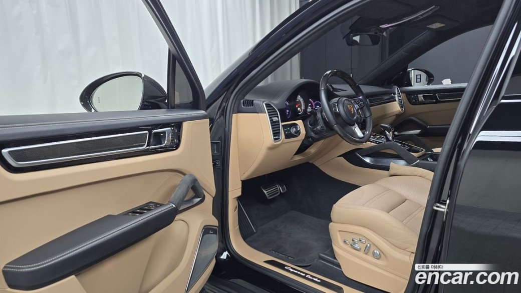 Porsche Cayenne 4.0 Turbo Coupe, 2023