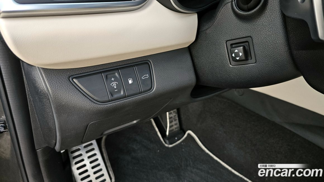 Genesis G70 Gasoline 2.0T 2WD, 2022