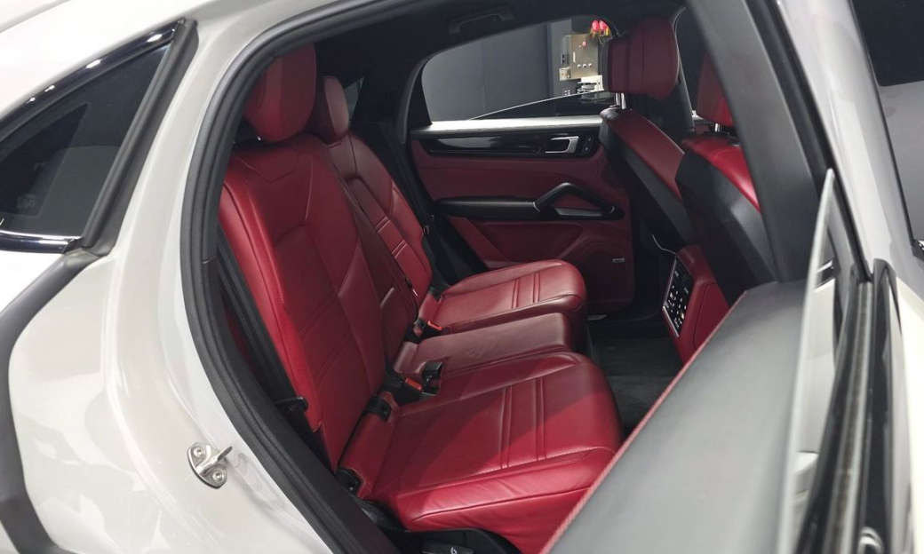 Porsche Cayenne 3.0 Coupe, 2022