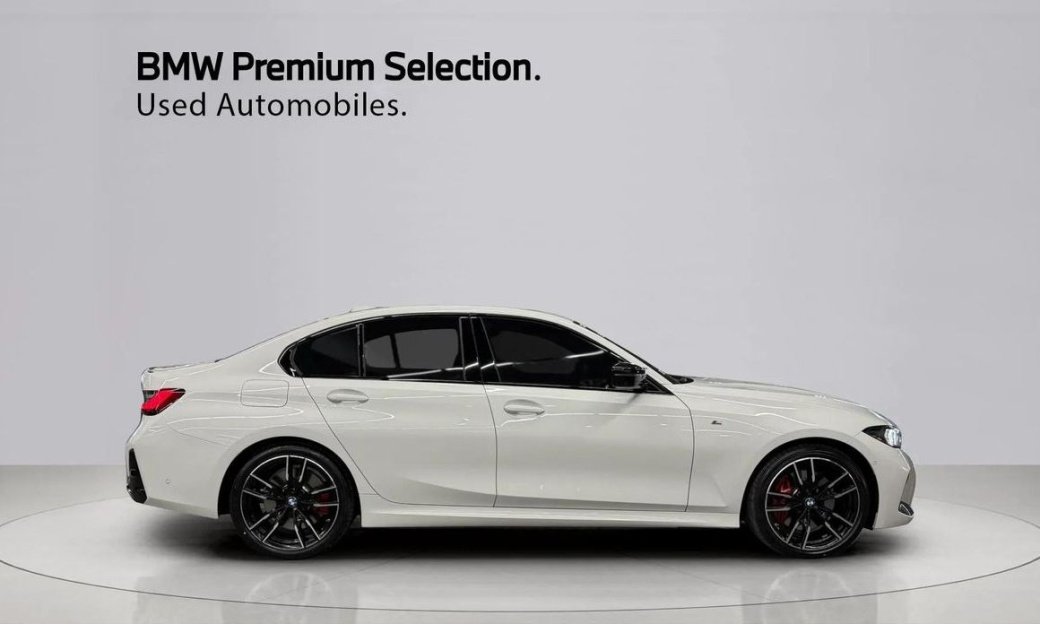 BMW 3-Series M340i Pro, 2025