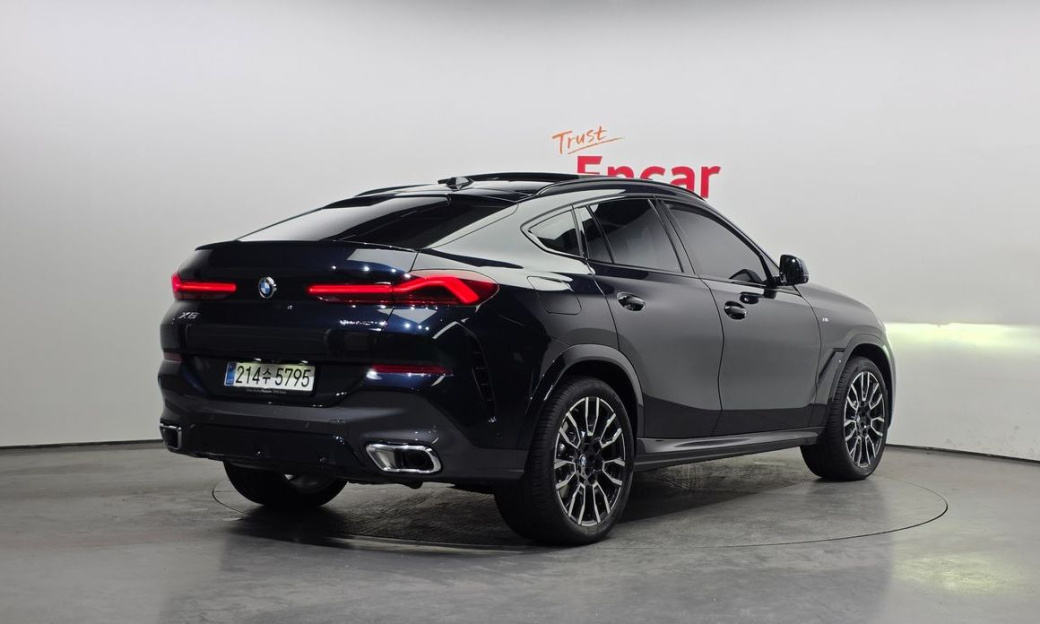 BMW X6 xDrive40i M Sport, 2024