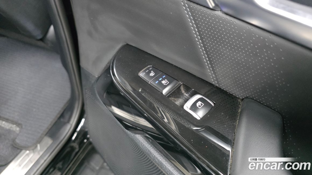 Kia Mohave Diesel 3.0 4WD 6-Seater, 2022