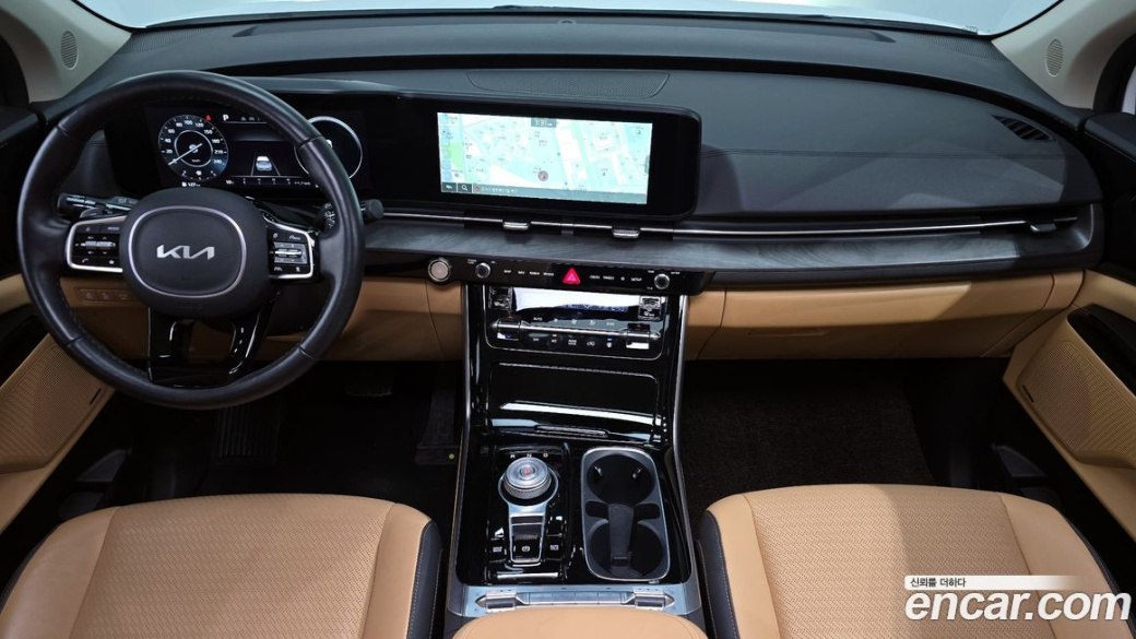 Kia Carnival 9-Seater Signature, 2023