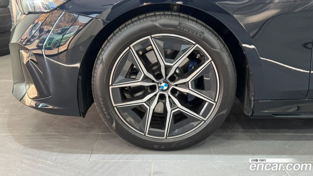 BMW 5-Series 520i M Sport, 2024