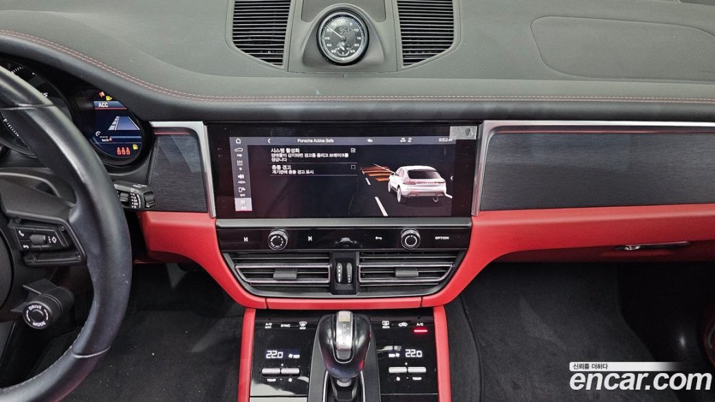 Porsche Macan 2.9 GTS, 2023