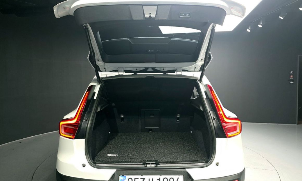 Volvo XC40 B4 Ultimate Bright, 2023