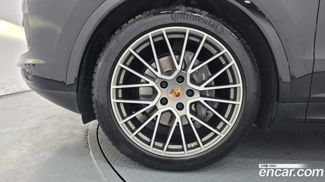 Porsche Cayenne 3.0 PLATINUM EDITION, 2023