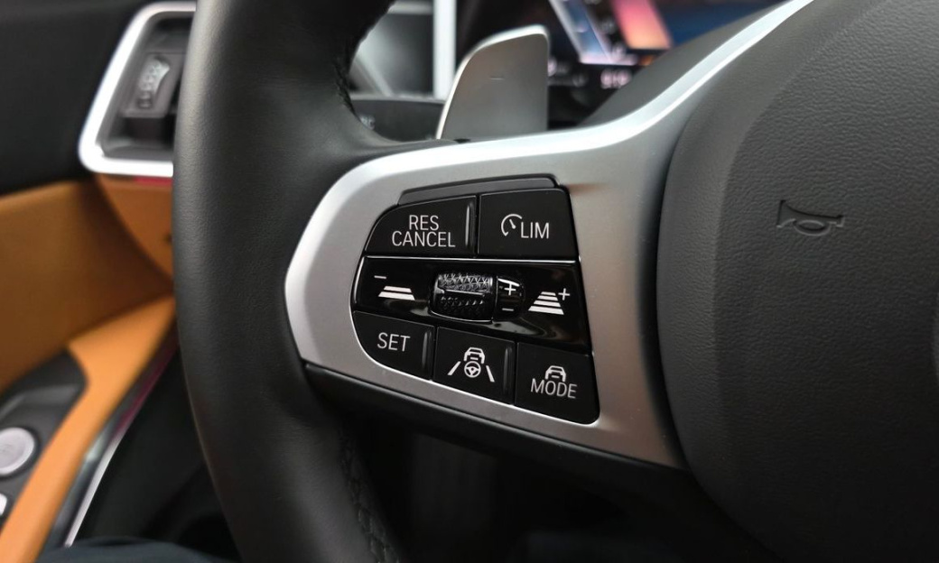 BMW 3-Series 320i M Sport, 2024
