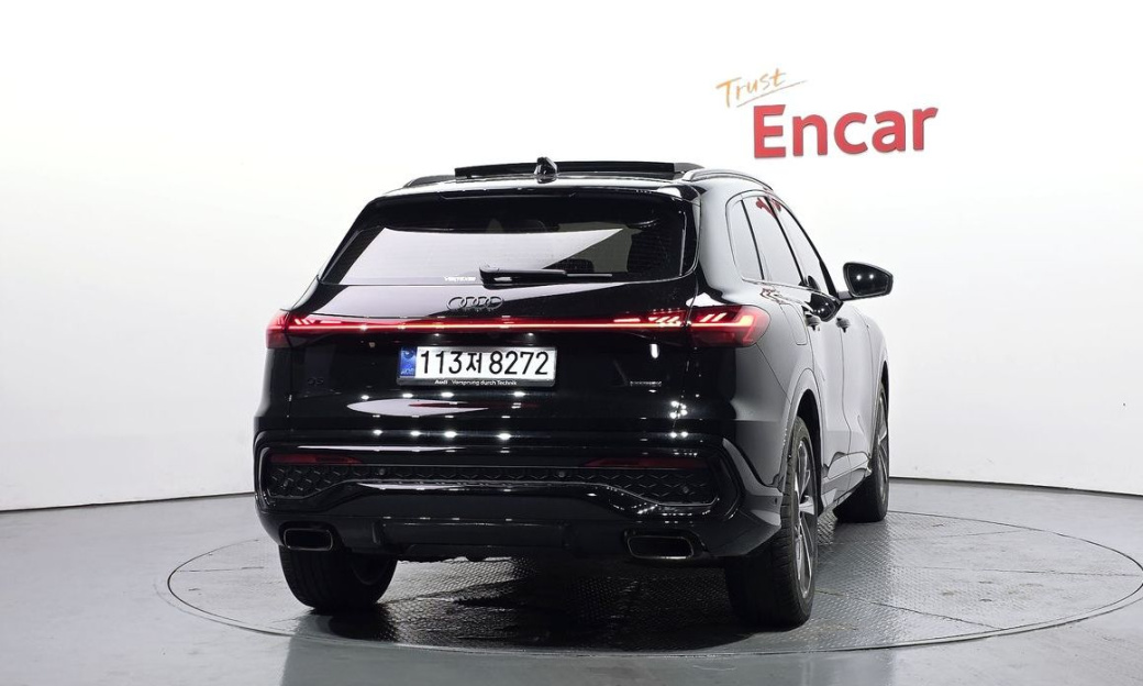 Audi Q5 45 TFSI Quattro S line, 2025