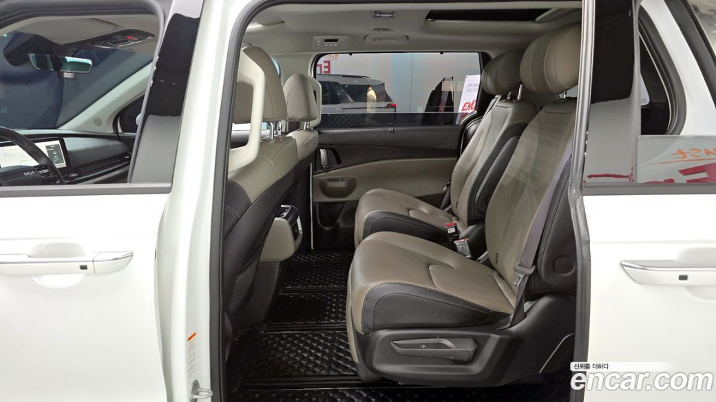Kia Carnival 7-Seater Noblesse, 2025