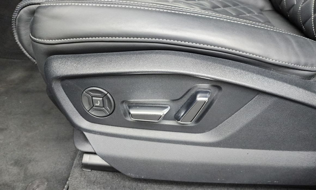 Audi Q7 55 TFSI Quattro Premium, 2022