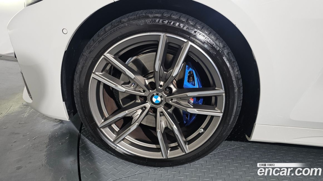 BMW 4-Series M440i xDrive Online Exclusive Coupe, 2024