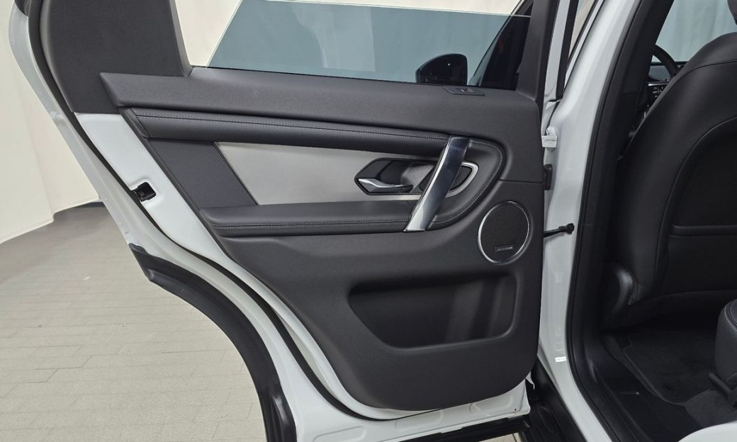 Land Rover Discovery Sport P250 Dynamic SE, 2025