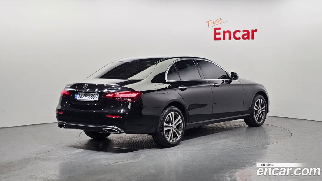 Mercedes-Benz E-Class E350 4MATIC Avantgarde, 2022
