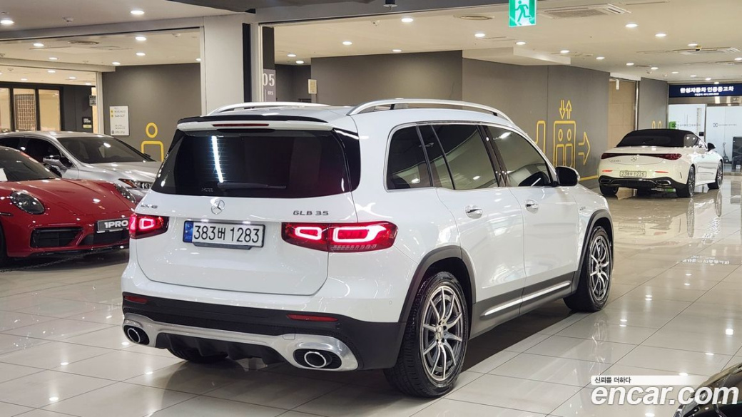 Mercedes-Benz GLB-Class AMG GLB35 4MATIC, 2023