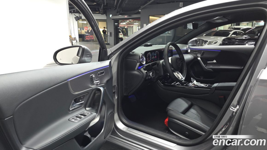 Mercedes-Benz A-Class A220 Hatchback, 2025