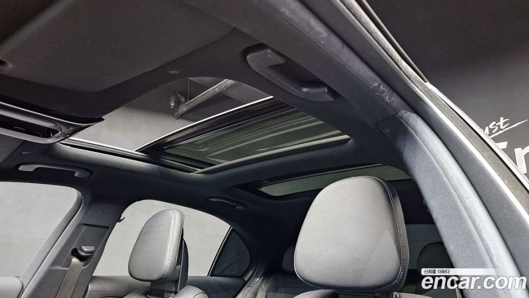 Mercedes-Benz C-Class C300 AMG Line, 2022
