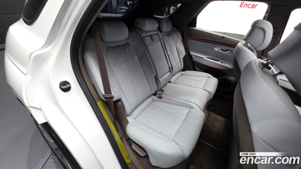 Genesis GV70 2.5T Gasoline 2WD, 2025