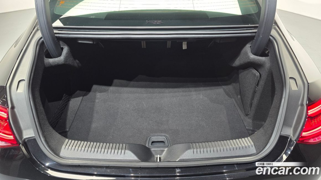 Mercedes-Benz CLS-Class CLS300d 4MATIC, 2022