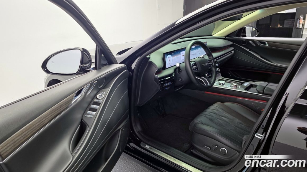 Genesis G80 Gasoline 2.5 Turbo AWD, 2025