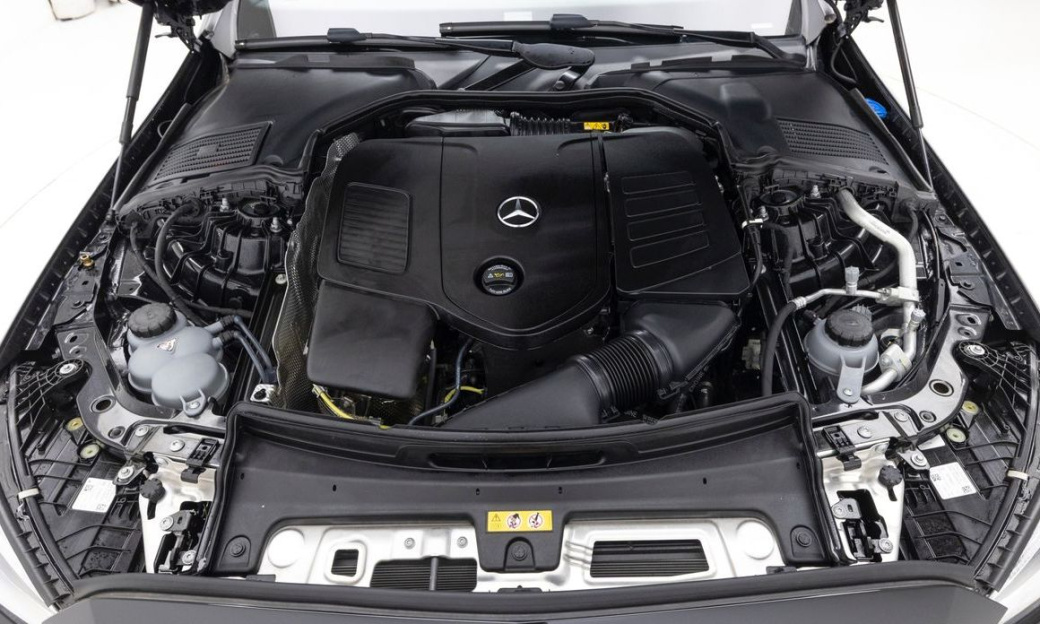 Mercedes-Benz C-Class C200 Avantgarde, 2025