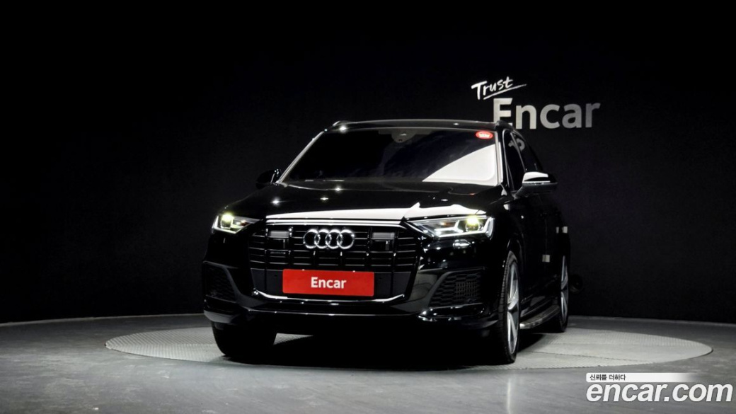 Audi Q7 55 TFSI Quattro Premium, 2022