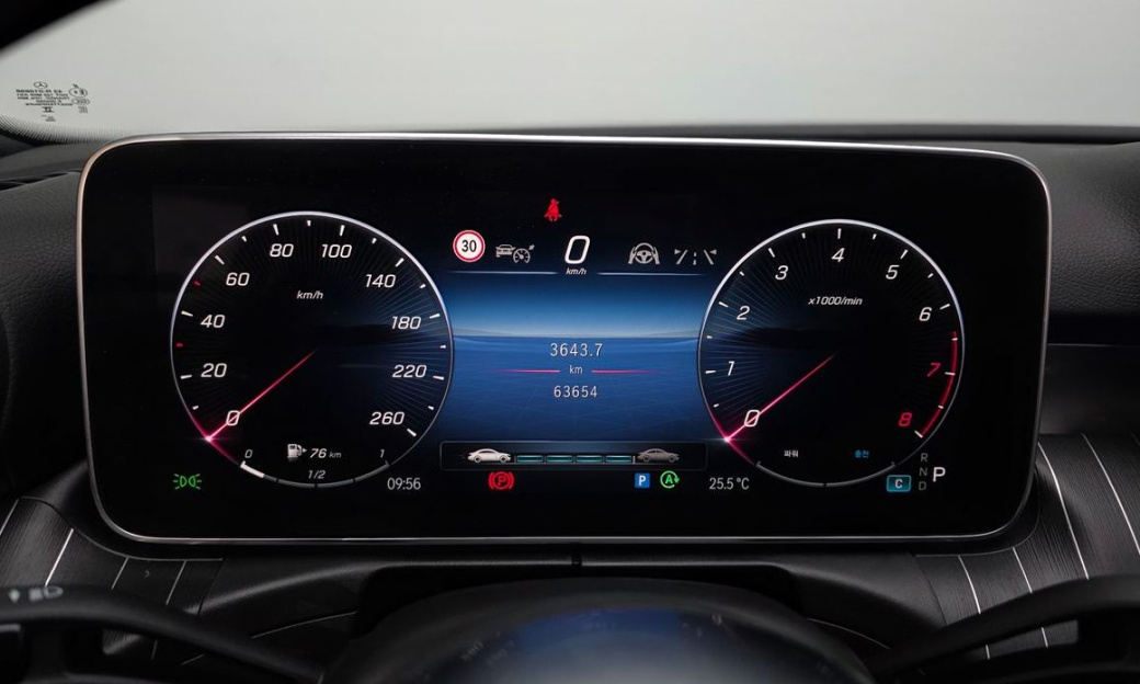 Mercedes-Benz C-Class C300 4MATIC Avantgarde, 2024