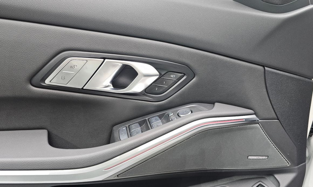 BMW 3-Series 320i M Sport, 2026
