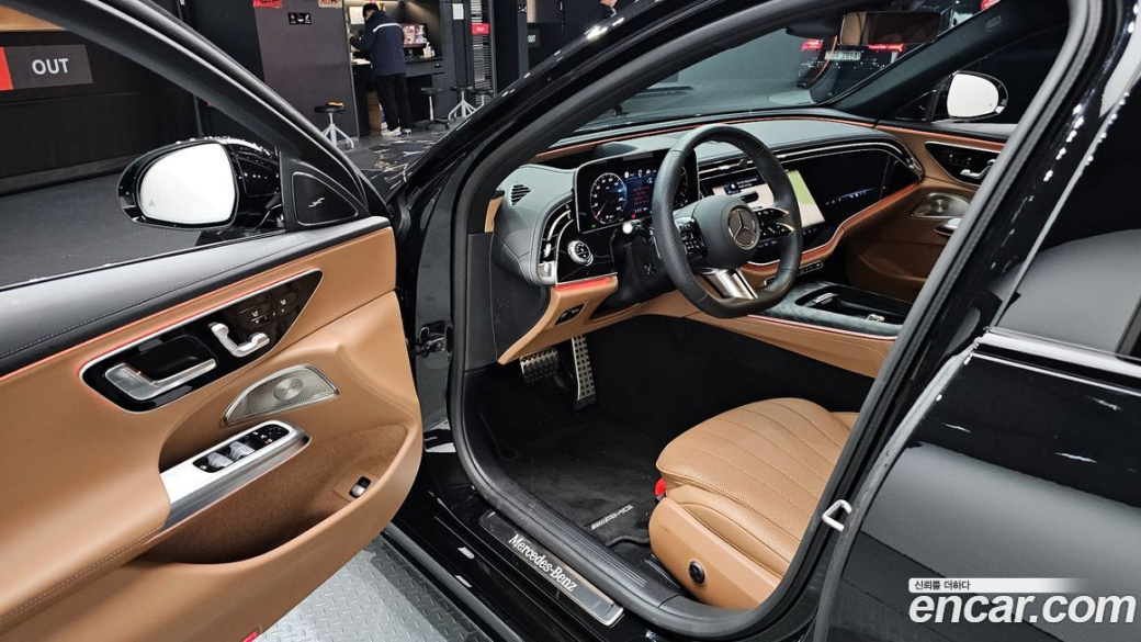 Mercedes-Benz E-Class E450 4MATIC AMG Line, 2026