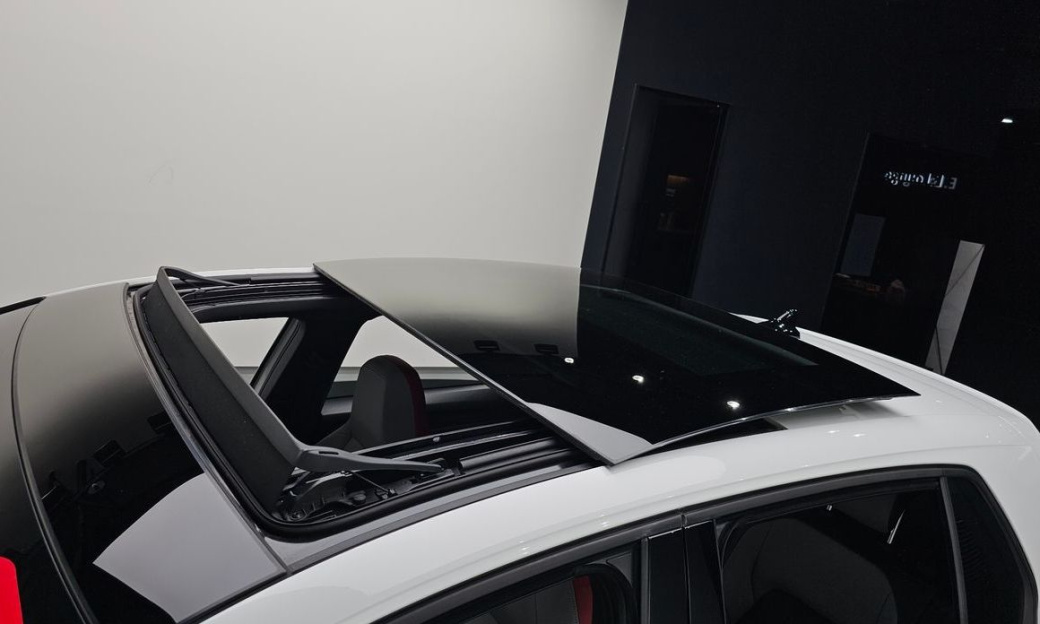 Volkswagen Golf 2.0 GTI, 2024
