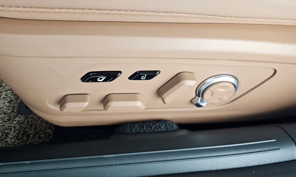 Hyundai Grandeur 2,5 Gasoline 2WD, 2025