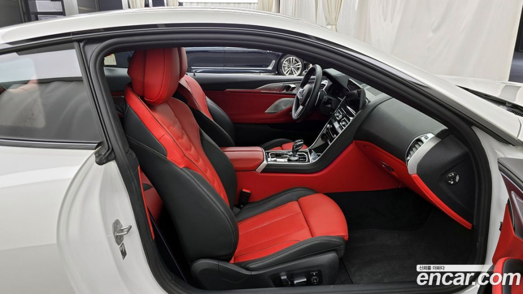 BMW 8-Series M850i xDrive Coupe, 2025
