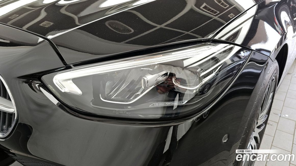 Mercedes-Benz C-Class C200 4MATIC Avantgarde, 2022
