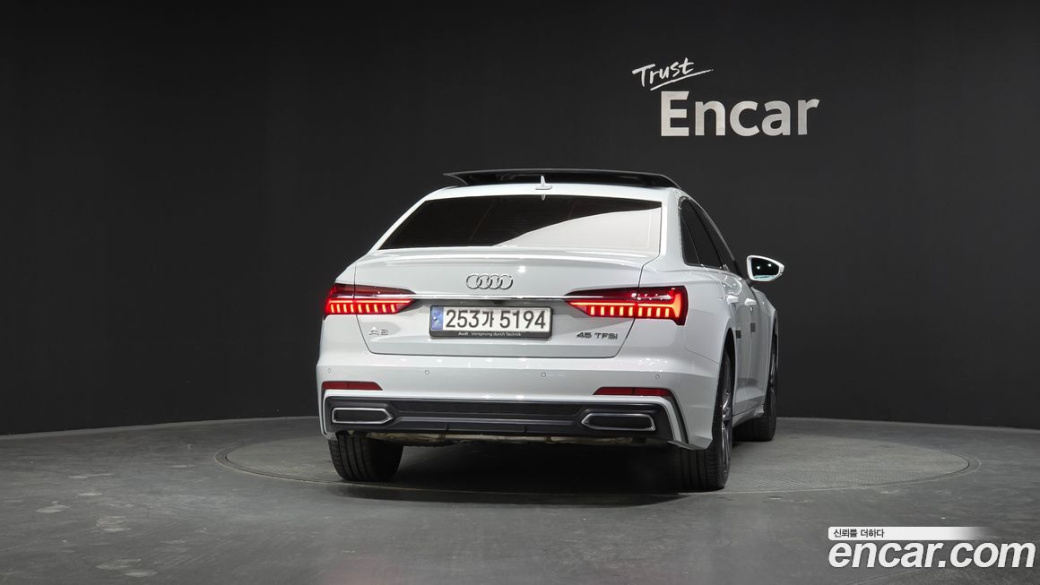 Audi A6 45 TFSI Premium, 2023