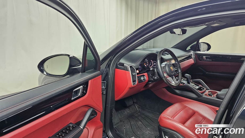 Porsche Cayenne 3.0, 2021