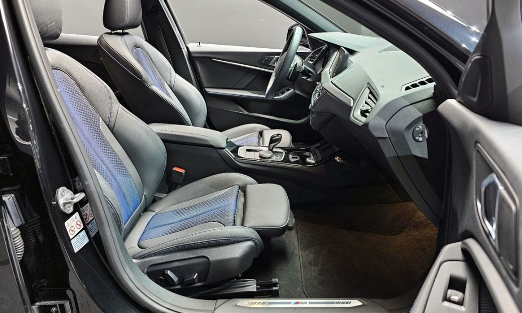 BMW 1-Series 120i M Sports, 2024