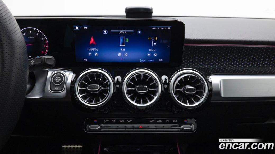 Mercedes-Benz GLB-Class GLB250 4MATIC, 2025