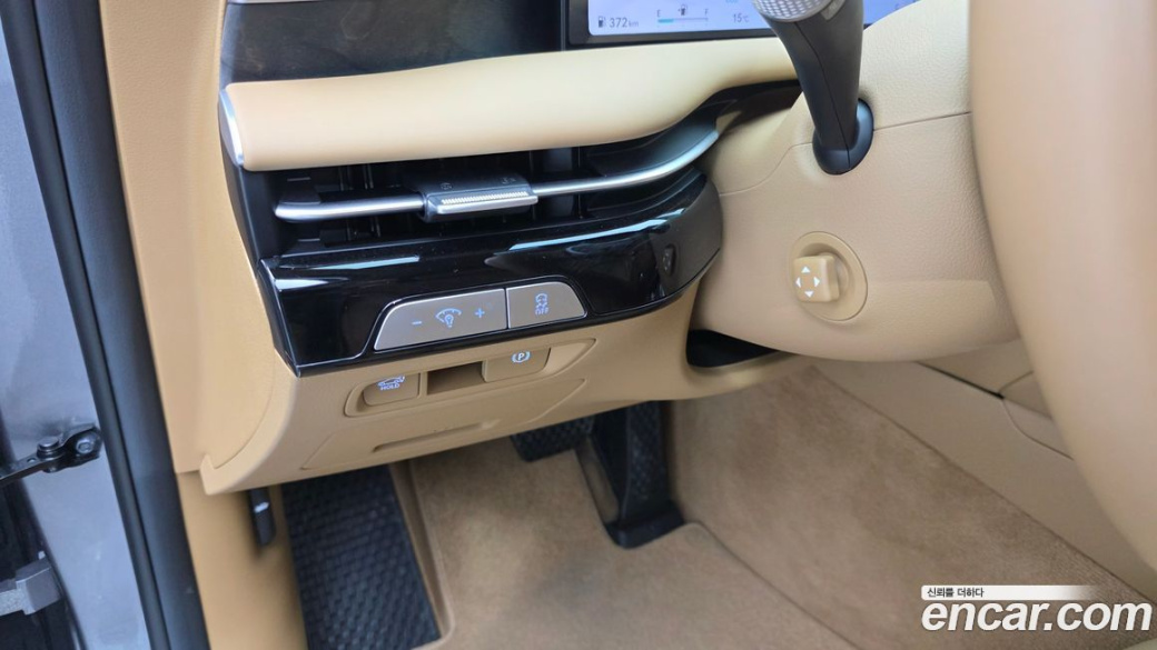 Genesis G80 Gasoline 2.5 Turbo AWD, 2025