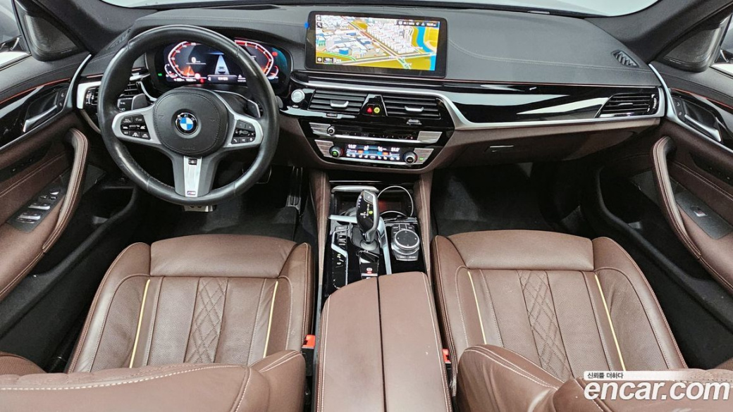 BMW 5-Series 530i xDrive M Sport Package, 2023